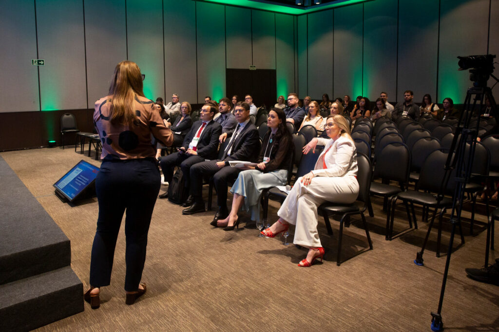 WEB_145_241205_Reumatec_MarceloAmaral