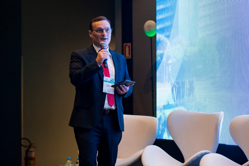 WEB_69_241205_Reumatec_MarceloAmaral