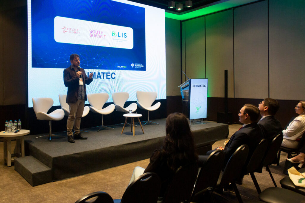 WEB_89_241205_Reumatec_MarceloAmaral